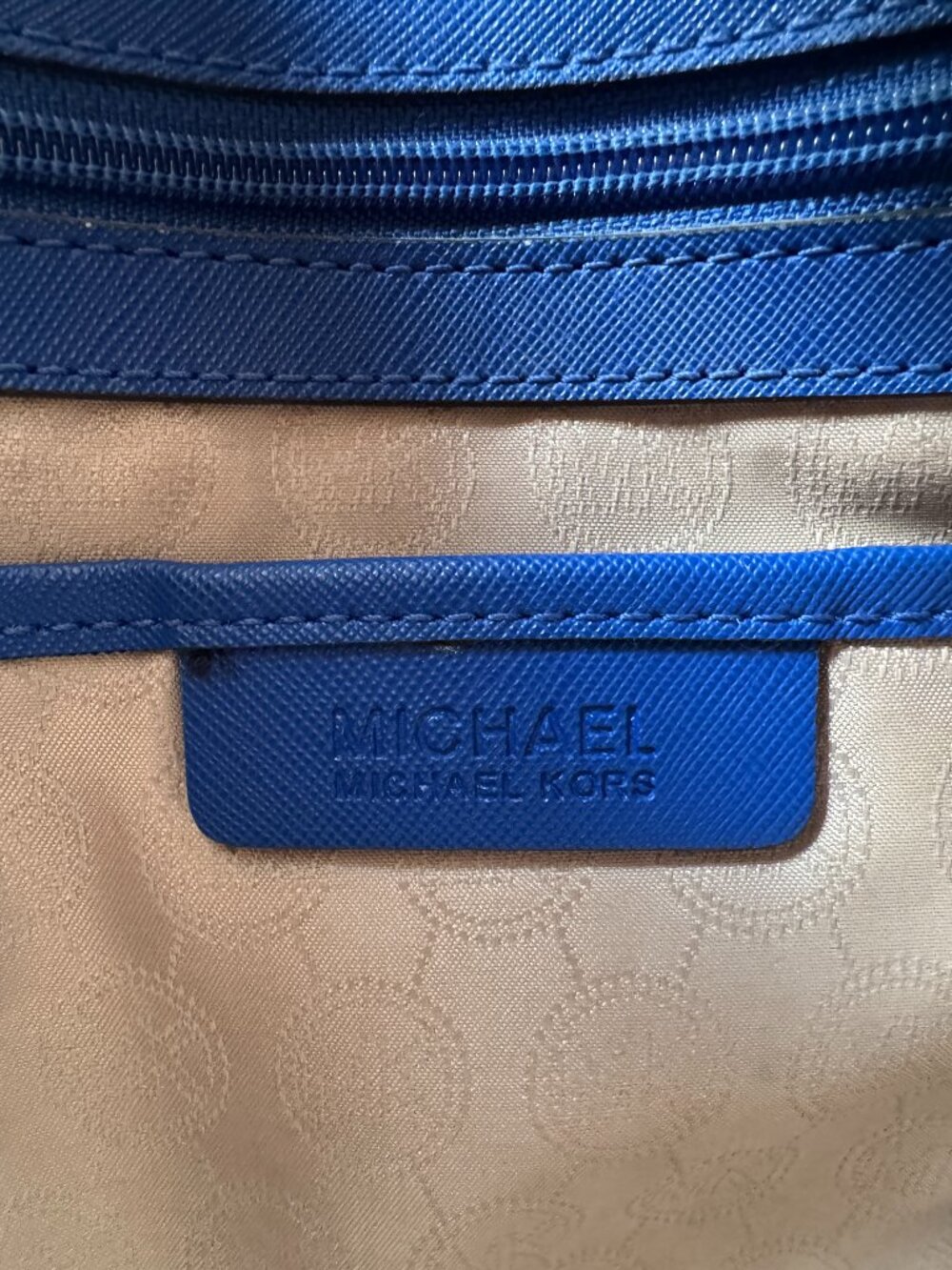 Michael Kors Jet Set Travel Large Top Zip Leather Royal Blue Tote Bag w/Charm - Picture 15 of 16
